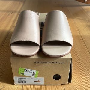 Fortress of Inca Rachel slide size 37 color is blush. New in box